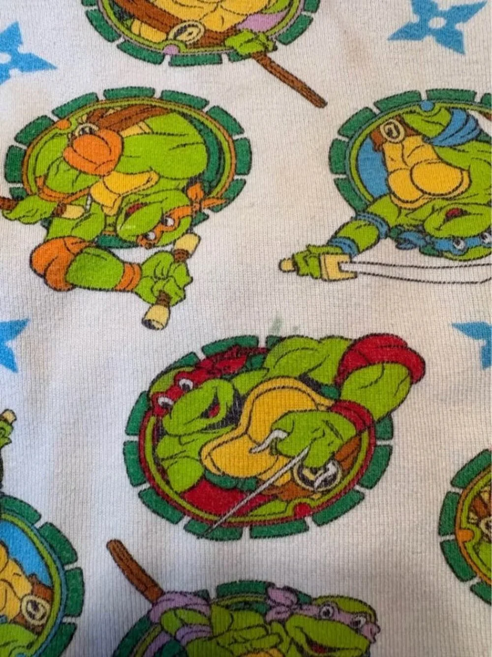 2016 Nickelodeon TMNT pajama set fits 18 months- *please read*
